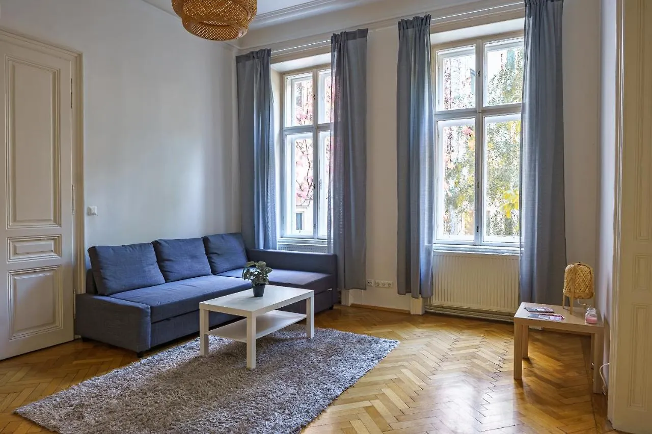 Vienna City Apartment University